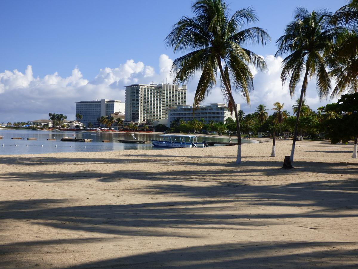 Beach One Bedroom Suite A20 Ocho Rios Esterno foto